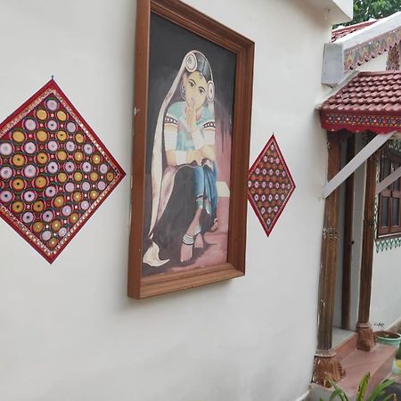 Shyam Home Stay Bhuj Exterior photo